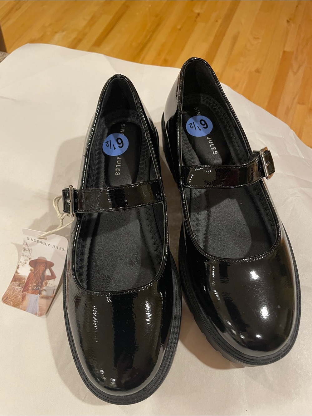 NWT Sincerly Jules Black Patent Mary Jane Platform Shoes. Price is firm